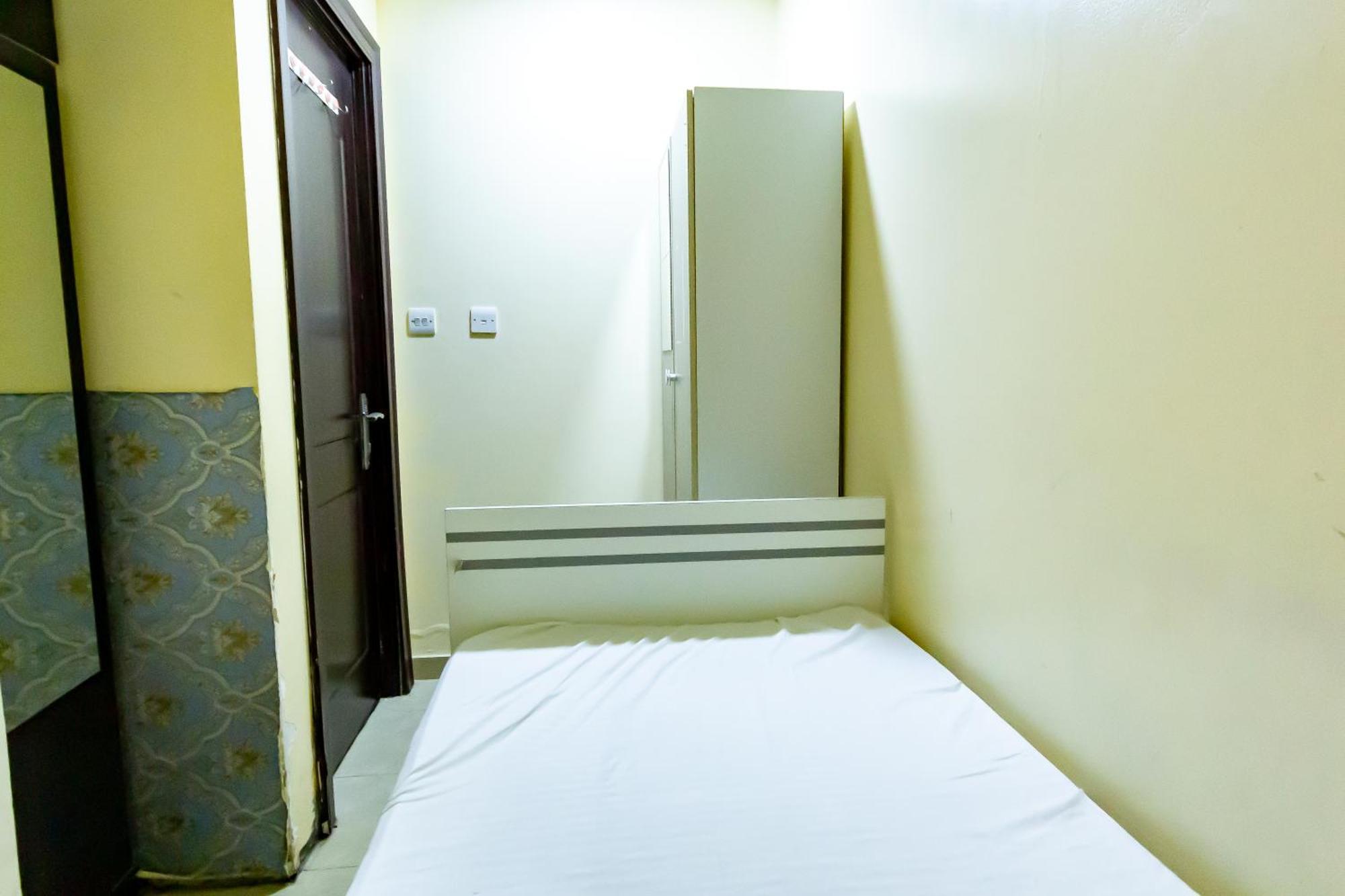 Small Budget Rooms For 'Girls' Only In Dubai, Marina エクステリア 写真