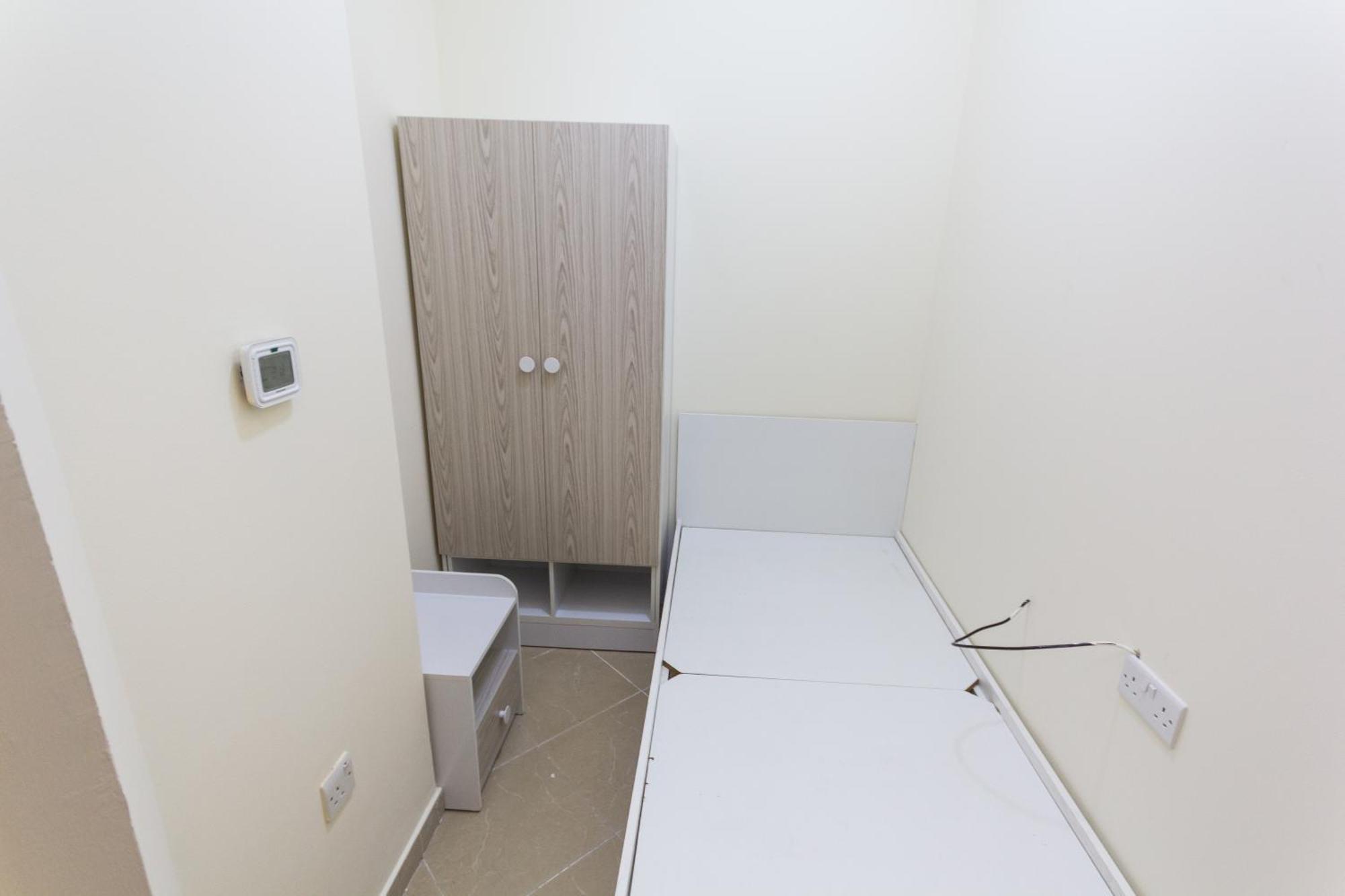 Small Budget Rooms For 'Girls' Only In Dubai, Marina エクステリア 写真